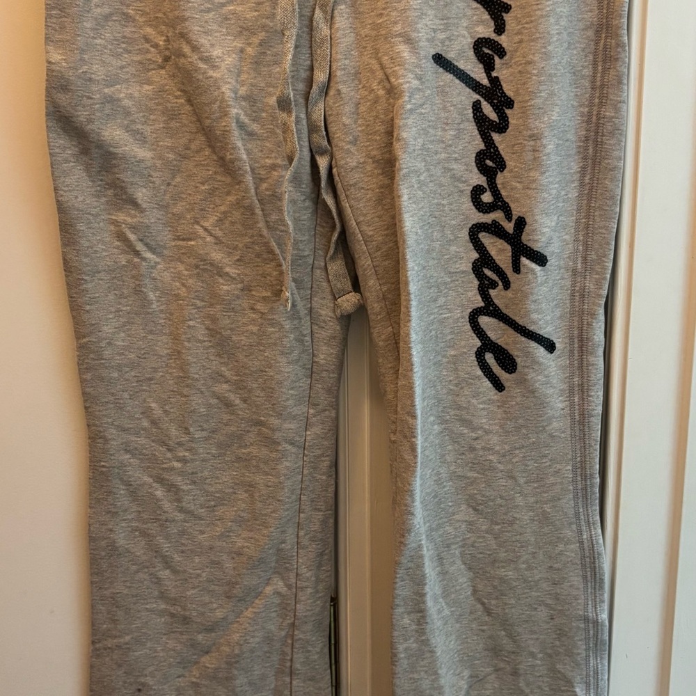 Aeropostale gray jogger  pants straight leg, sequin lettering, medium - Picture 5 of 5